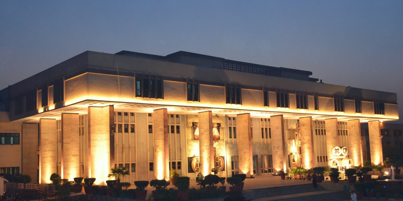 Delhi HC Allows Eviction of Slum Clusters Near PM Residence